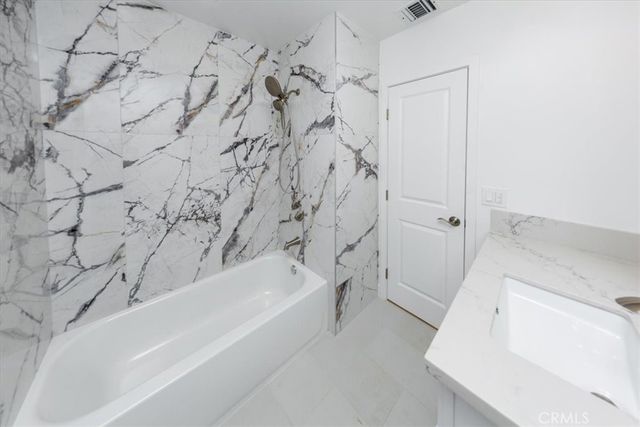 5822 Saloma, Sherman Oaks, CA 91411