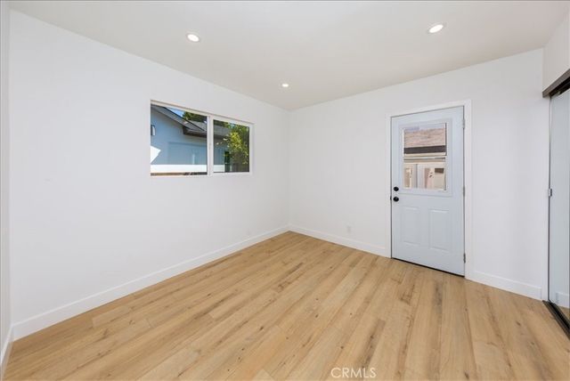 5822 Saloma, Sherman Oaks, CA 91411