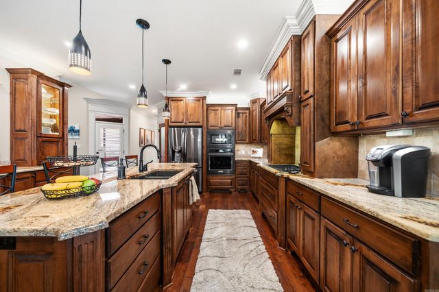 126 Gardens Gate Circle, Hot Springs, AR 71913