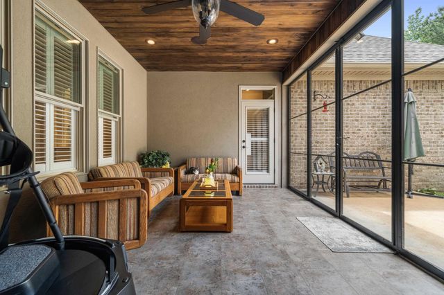 126 Gardens Gate Circle, Hot Springs, AR 71913