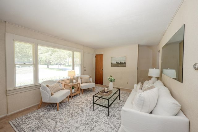 26 Rundlett Street, Concord, NH 03301