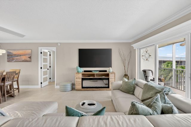 1523 E Hillsboro Boulevard 631, Deerfield Beach, FL 33441