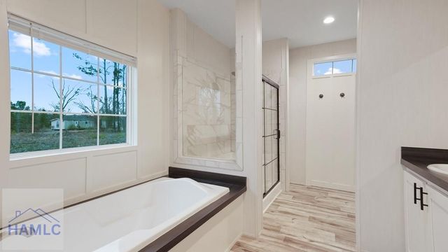 735 Hires Road, Jesup, GA 31545