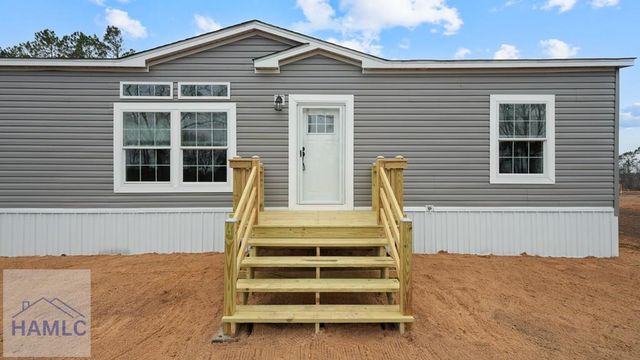 735 Hires Road, Jesup, GA 31545