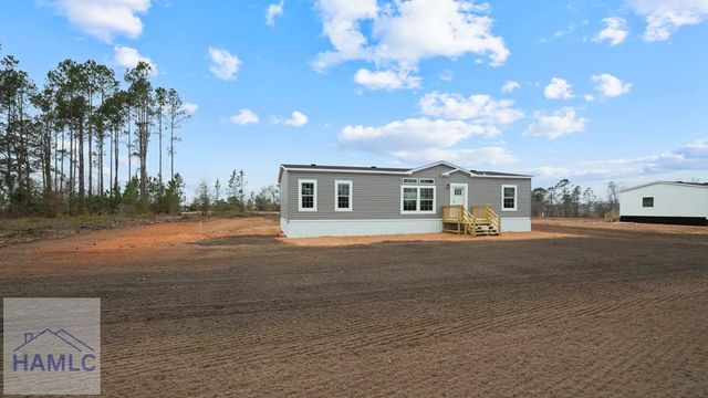 735 Hires Road, Jesup, GA 31545