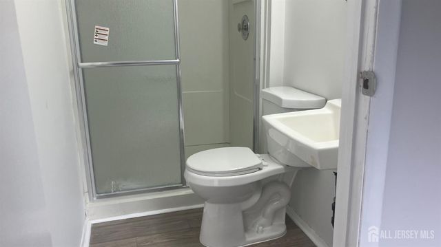 27 Beechwood Court, South Brunswick, NJ 08852