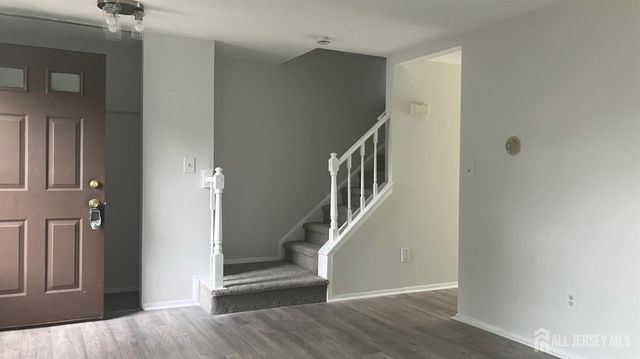 27 Beechwood Court, South Brunswick, NJ 08852