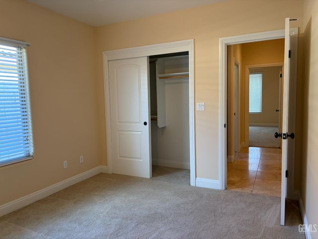 12009 Trackside Drive, Bakersfield, CA 93312