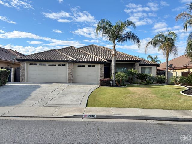 12009 Trackside Drive, Bakersfield, CA 93312