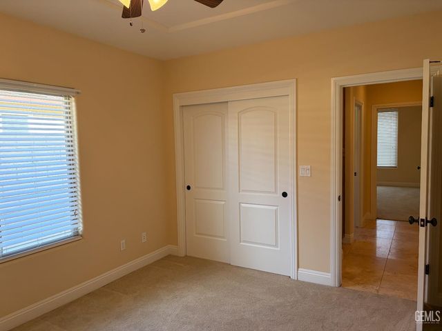 12009 Trackside Drive, Bakersfield, CA 93312