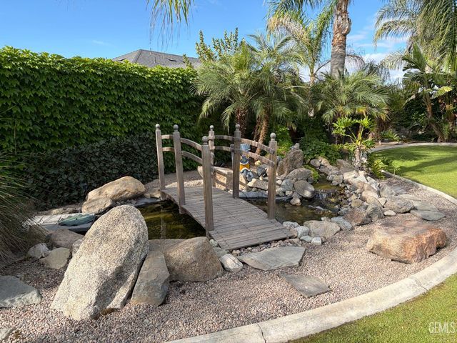 12009 Trackside Drive, Bakersfield, CA 93312