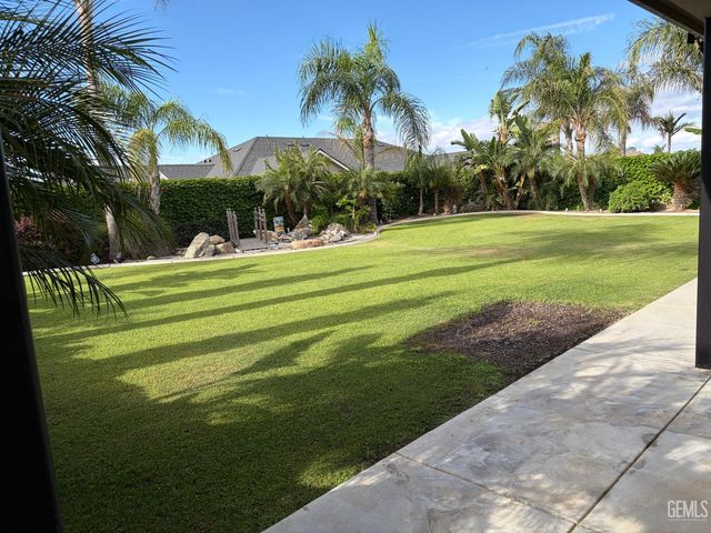 12009 Trackside Drive, Bakersfield, CA 93312