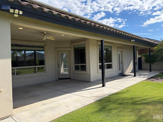 12009 Trackside Drive, Bakersfield, CA 93312