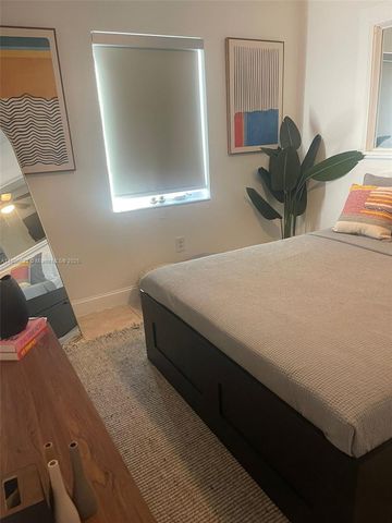 338 Roosevelt St, Hollywood, FL 33019