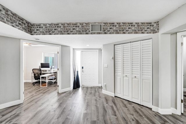 9280 NW 9th Court 9280, Plantation, FL 33324