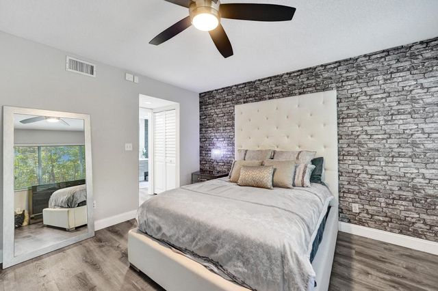 9280 NW 9th Court 9280, Plantation, FL 33324