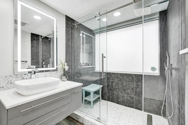 9280 NW 9th Court 9280, Plantation, FL 33324