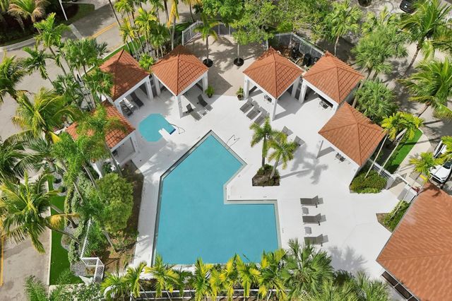 9280 NW 9th Court 9280, Plantation, FL 33324