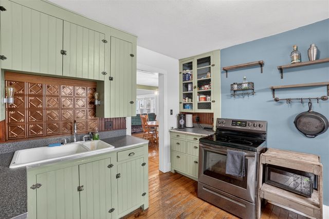 229 S Jeffery Street, Ithaca, MI 48847