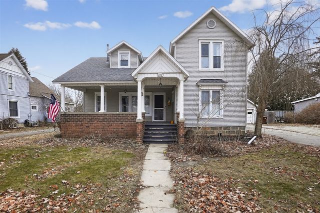 229 S Jeffery Street, Ithaca, MI 48847