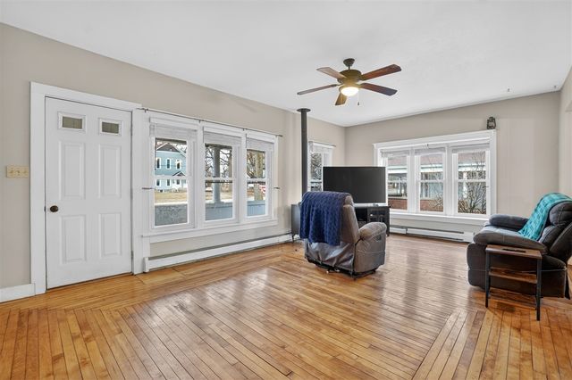 229 S Jeffery Street, Ithaca, MI 48847