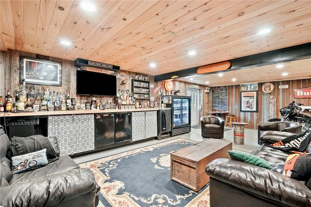 225 Rezen Road, Middlefield, NY 13450