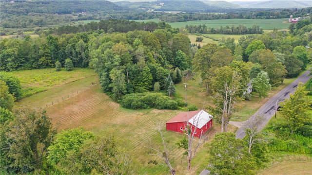 225 Rezen Road, Middlefield, NY 13450