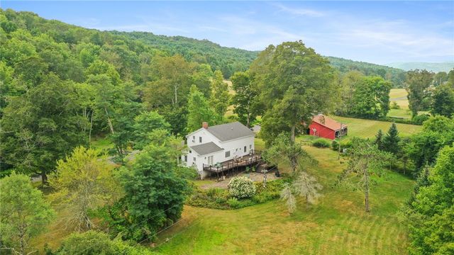225 Rezen Road, Middlefield, NY 13450