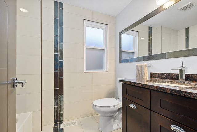 10459 S Troy Street, Chicago, IL 60655