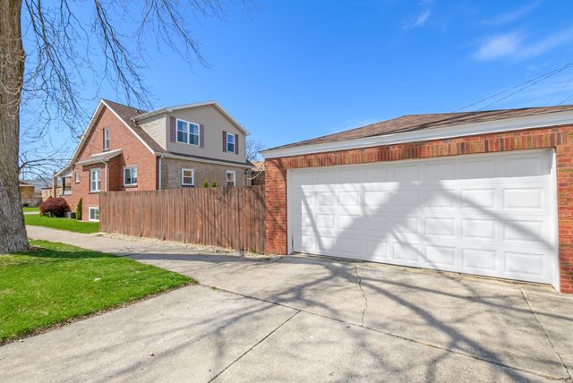 10459 S Troy Street, Chicago, IL 60655