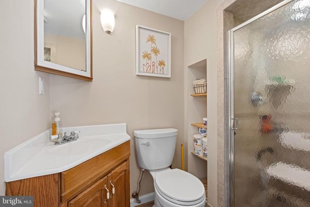 28 LORETTA BLVD, Sicklerville, NJ 08081