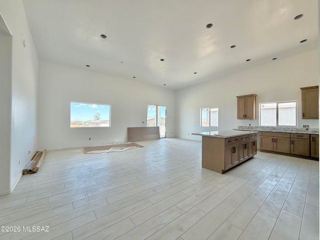 208 S Atlanta Street, Vail, AZ 85641