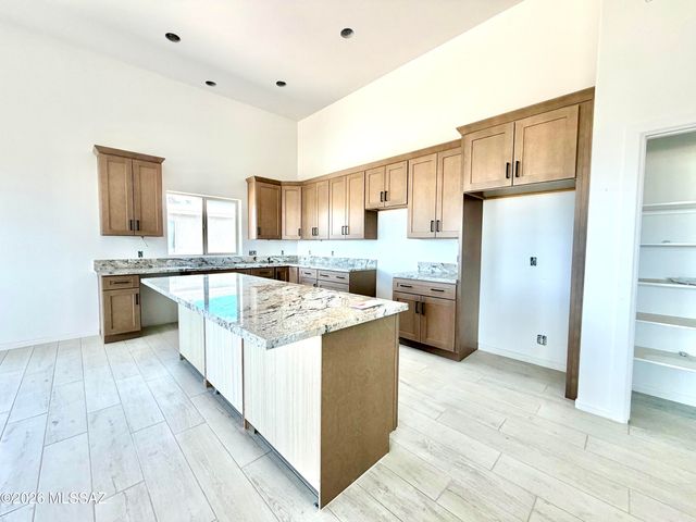 208 S Atlanta Street, Vail, AZ 85641