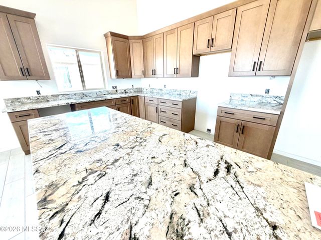 208 S Atlanta Street, Vail, AZ 85641