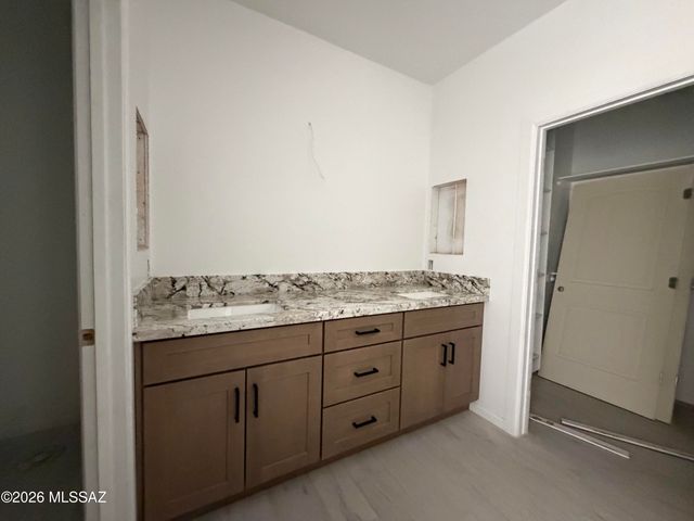 208 S Atlanta Street, Vail, AZ 85641
