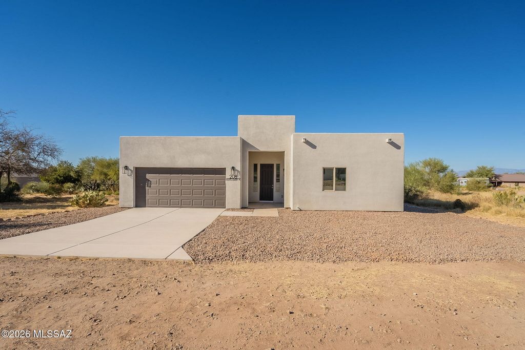 208 S Atlanta Street, Vail, AZ 85641