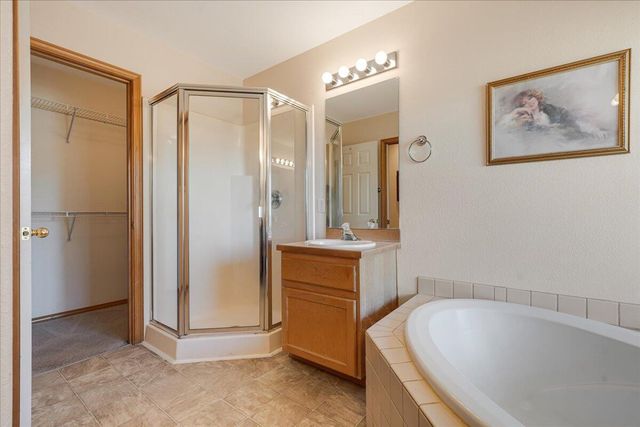 1140 Golden Pheasant Drive, Redmond, OR 97756