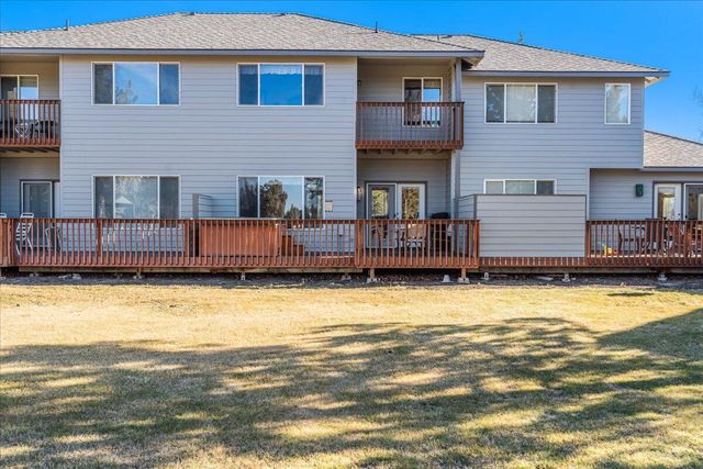 1140 Golden Pheasant Drive, Redmond, OR 97756