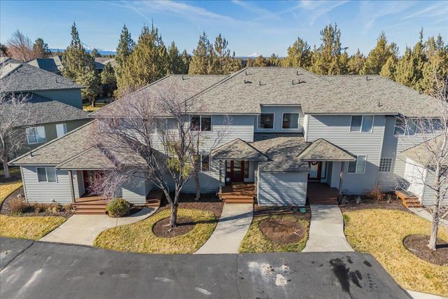 1140 Golden Pheasant Drive, Redmond, OR 97756