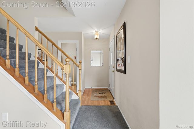 886 Alpine Drive, Brighton, MI 48116