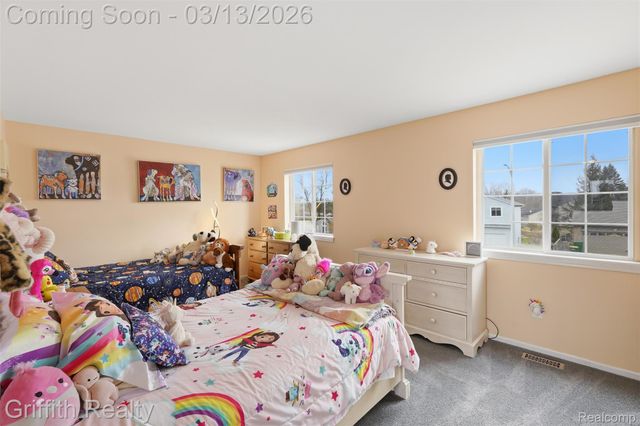 886 Alpine Drive, Brighton, MI 48116