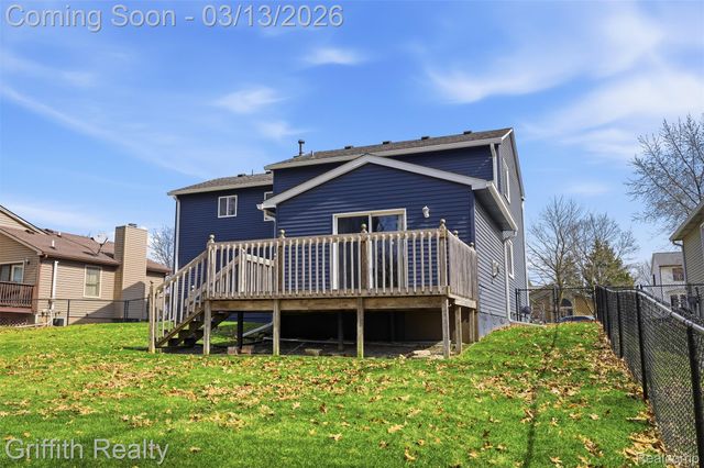 886 Alpine Drive, Brighton, MI 48116