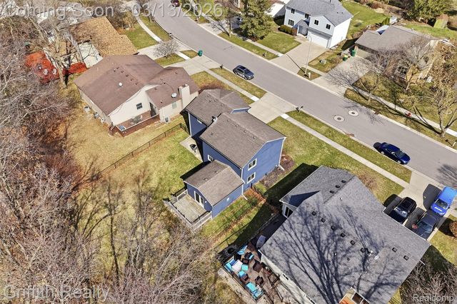 886 Alpine Drive, Brighton, MI 48116