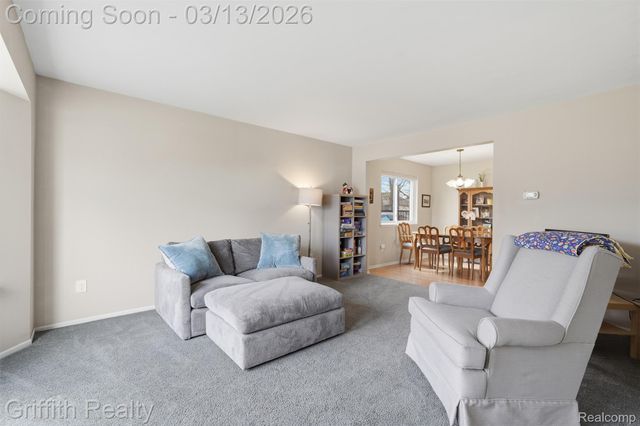 886 Alpine Drive, Brighton, MI 48116