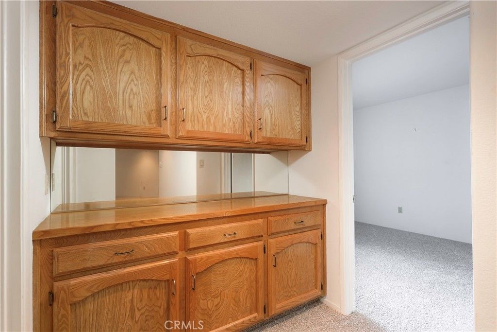 Image 20 of property listing at 608 Berwick, Bakersfield, CA 93311