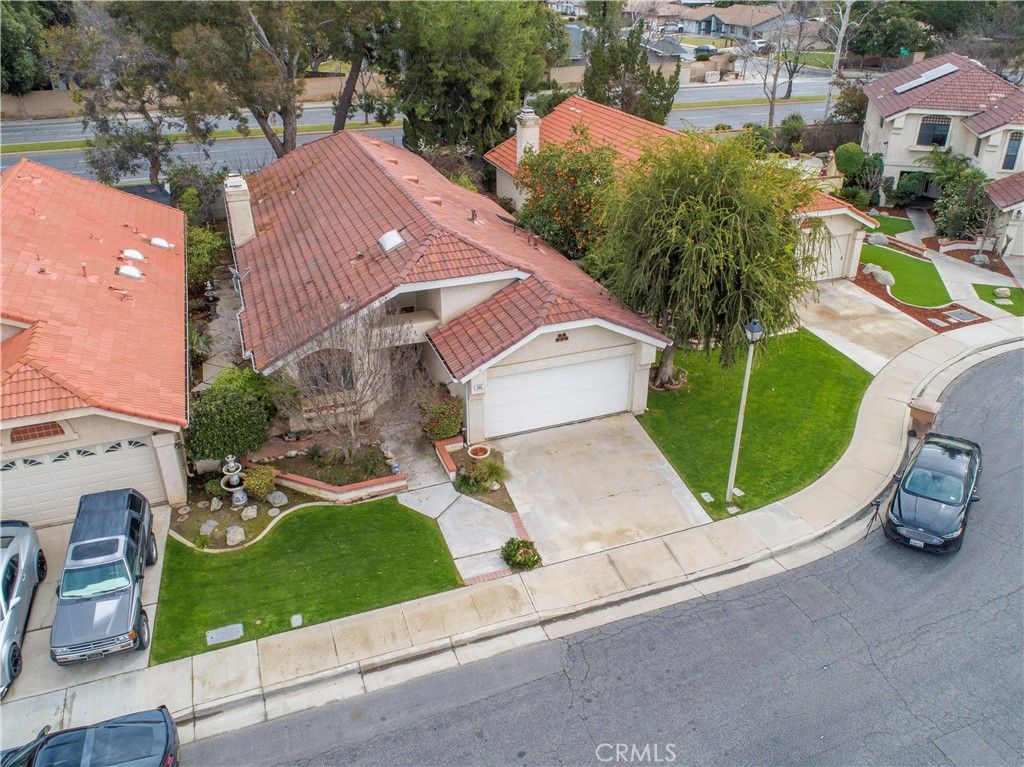 Image 34 of property listing at 608 Berwick, Bakersfield, CA 93311