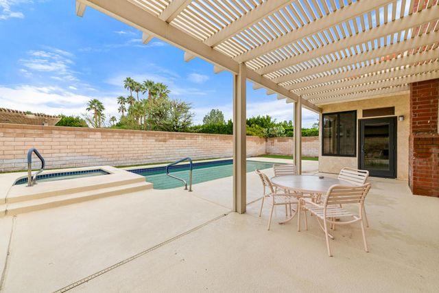 53 San Simeon Place, Rancho Mirage, CA 92270