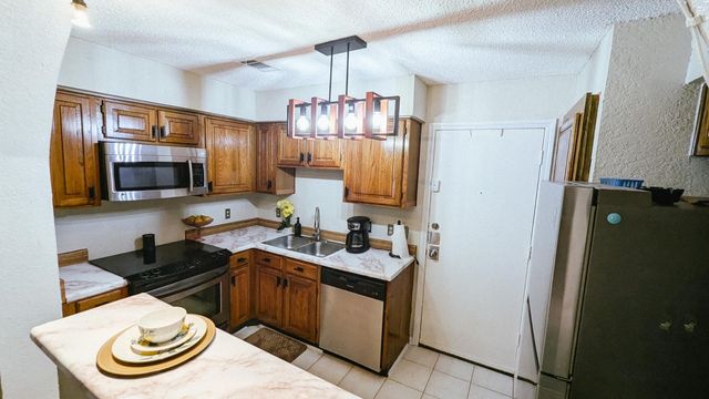 13217 Emily Road 3103, Dallas, TX 75240