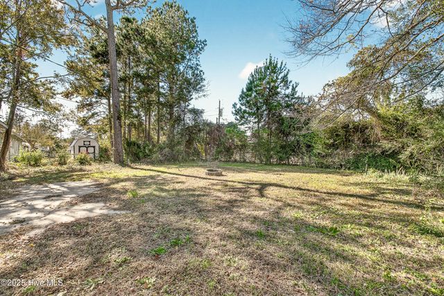 218 Forest View Drive, Havelock, NC 28532