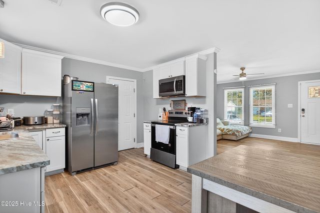 218 Forest View Drive, Havelock, NC 28532